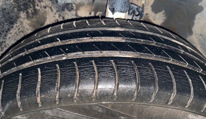 2015 Nissan Micra Active XL, Petrol, Manual, 77,765 km, Left Front Tyre Tread