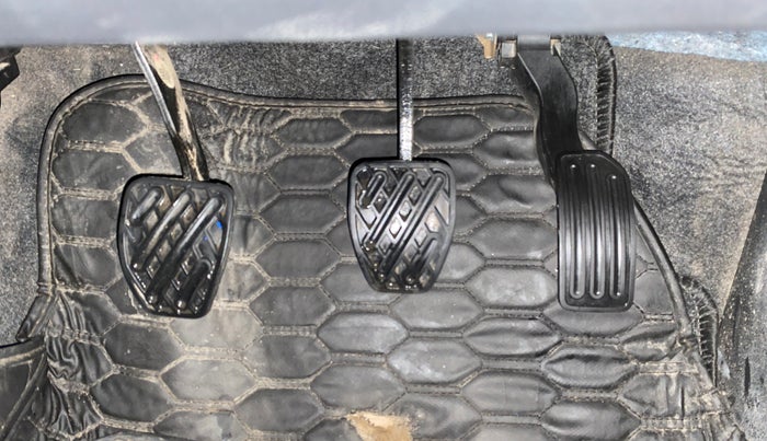 2015 Nissan Micra Active XL, Petrol, Manual, 77,765 km, Pedals