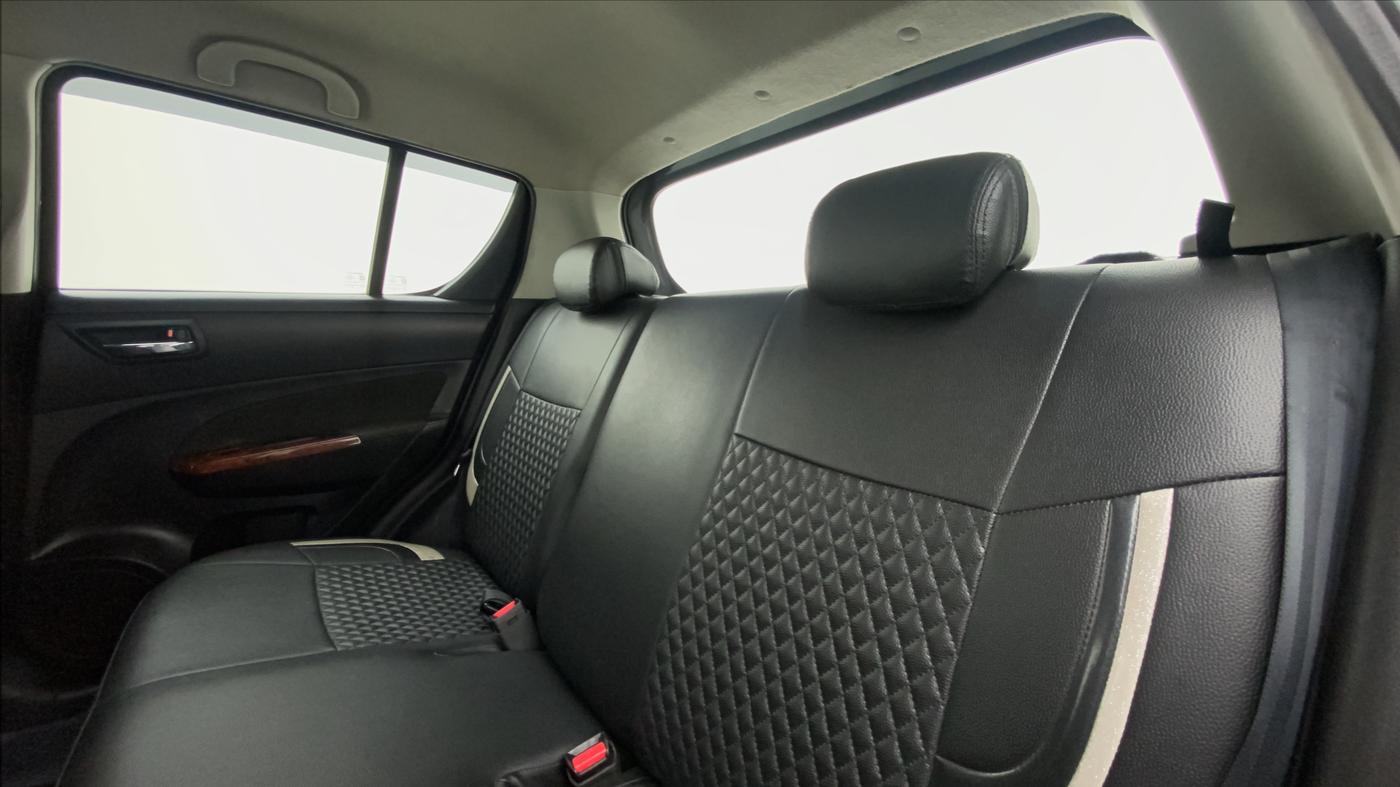 2016 Maruti Swift VXI OPT, Petrol, Manual, 42,431 km, Right Side Rear Door Cabin