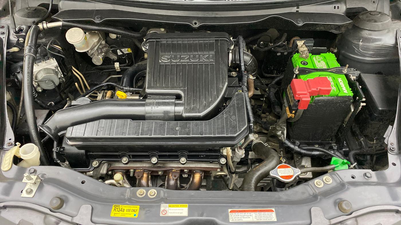 2016 Maruti Swift VXI OPT, Petrol, Manual, 42,431 km, Open Bonet
