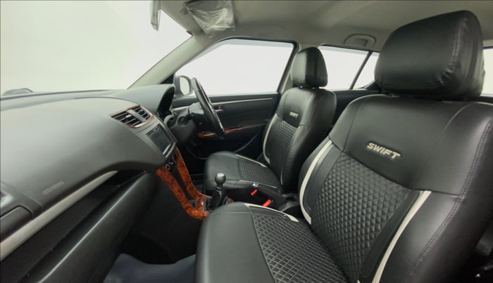 2016 Maruti Swift VXI OPT, Petrol, Manual, 42,431 km, Right Side Front Door Cabin