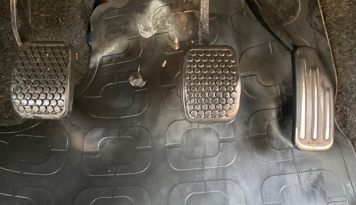 2014 Maruti Alto 800 LXI, Petrol, Manual, 73,680 km, Pedals