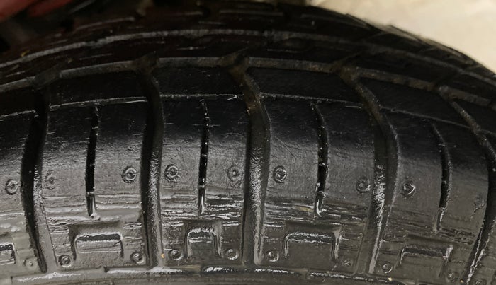 2014 Maruti Alto 800 LXI, Petrol, Manual, 73,680 km, Left Rear Tyre Tread
