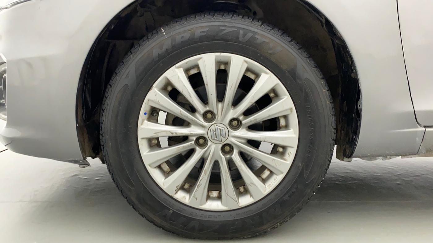 2015 Maruti Ciaz ZXI, Petrol, Manual, 46,919 km, Left Front Wheel