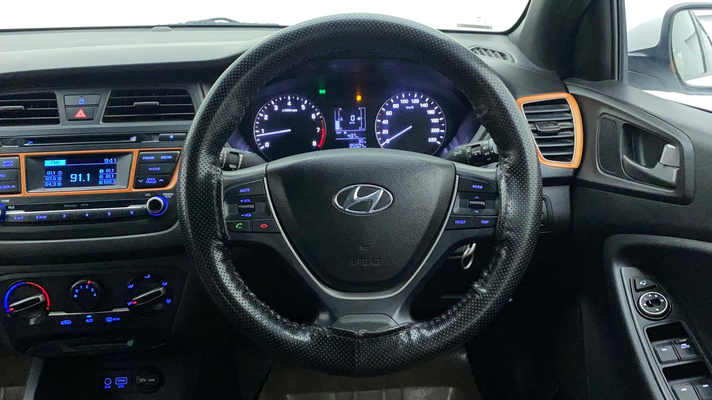 2015 Hyundai i20 Active 1.2 S, Petrol, Manual, 85,550 km, Steering Wheel Close Up