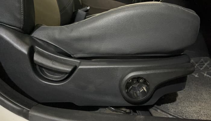 2014 Hyundai Grand i10 ASTA (O) 1.2 KAPPA VTVT, Petrol, Manual, 71,993 km, Driver Side Adjustment Panel
