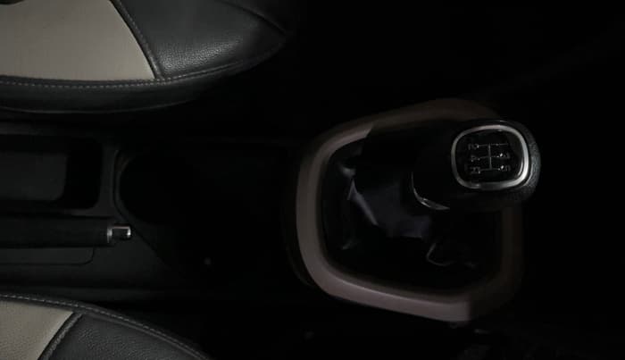 2014 Hyundai Grand i10 ASTA (O) 1.2 KAPPA VTVT, Petrol, Manual, 71,993 km, Gear Lever