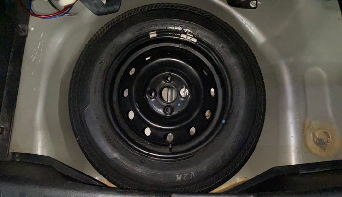 2017 Maruti Swift VXI, Petrol, Manual, 41,239 km, Spare Tyre