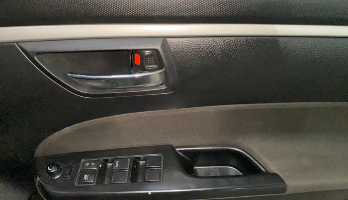 2017 Maruti Swift VXI, Petrol, Manual, 41,239 km, Driver Side Door Panels Control