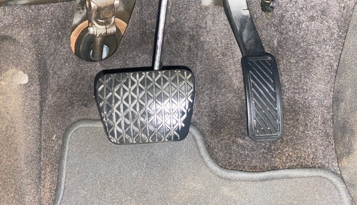 2015 Ford Ecosport TITANIUM 1.5L PETROL AT, Petrol, Automatic, 1,48,543 km, Pedals