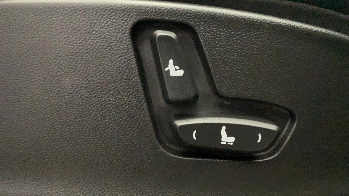 2019 MG HECTOR SHARP 2.0 DIESEL, Diesel, Manual, 82,331 km, Driver Side Adjustment Panel