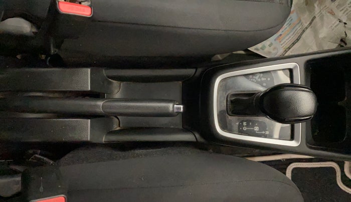 2022 Maruti Swift ZXI PLUS AMT DUAL TONE, Petrol, Automatic, 61,509 km, Gear Lever