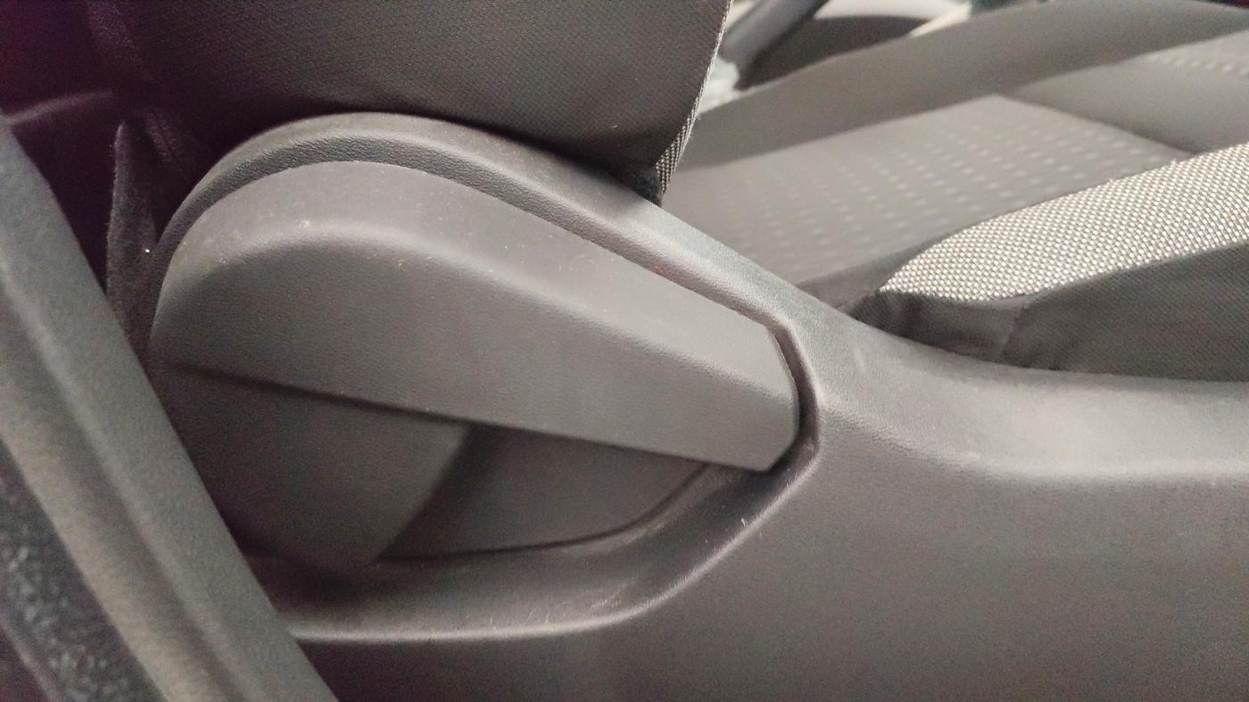 2023 Nissan MAGNITE XE, Petrol, Manual, 10,969 km, Driver Side Adjustment Panel