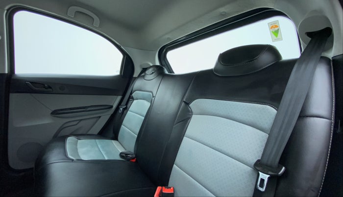 2022 Tata Tiago 1.2 XT (O), Petrol, Manual, 18,564 km, Right Side Rear Door Cabin