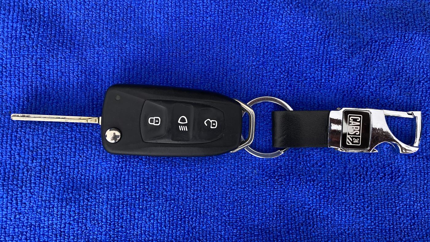 2022 Tata Tiago 1.2 XT (O), Petrol, Manual, 18,564 km, Key Close Up