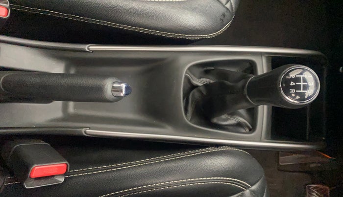 2021 Maruti Baleno ZETA PETROL 1.2, Petrol, Manual, 37,399 km, Gear Lever