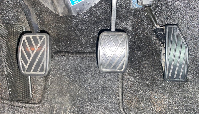 2021 Maruti Baleno ZETA PETROL 1.2, Petrol, Manual, 37,399 km, Pedals