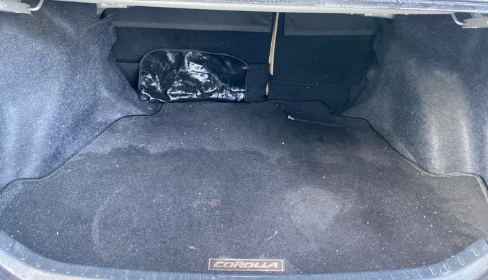 2015 Toyota Corolla Altis VL CVT PETROL, Petrol, Automatic, 1,38,199 km, Boot Inside