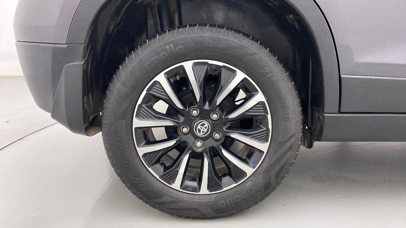 2022 Toyota URBAN CRUISER PREMIUM GRADE AT, Petrol, Automatic, 15,819 km, Right Rear Wheel
