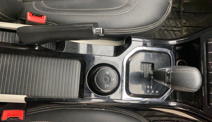 2020 Tata NEXON XZA PLUS DIESEL, Diesel, Automatic, 1,29,002 km, Gear Lever