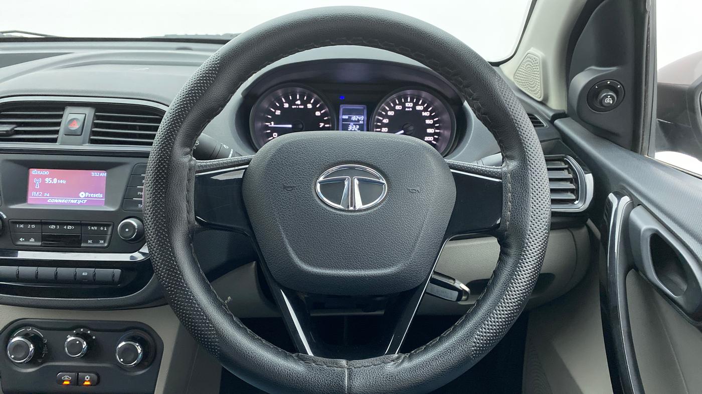 2018 Tata Tiago XT 1.2 REVOTRON, Petrol, Manual, 18,624 km, Steering Wheel Close Up