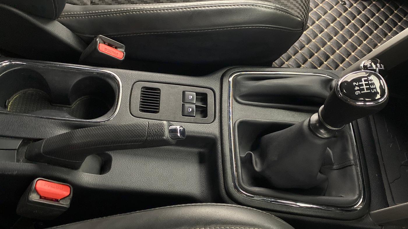 2021 Mahindra Thar LX D 4*4 MT HT, Diesel, Manual, 26,294 km, Gear Lever