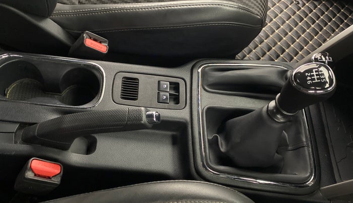2021 Mahindra Thar LX D 4*4 MT HT, Diesel, Manual, 26,294 km, Gear Lever