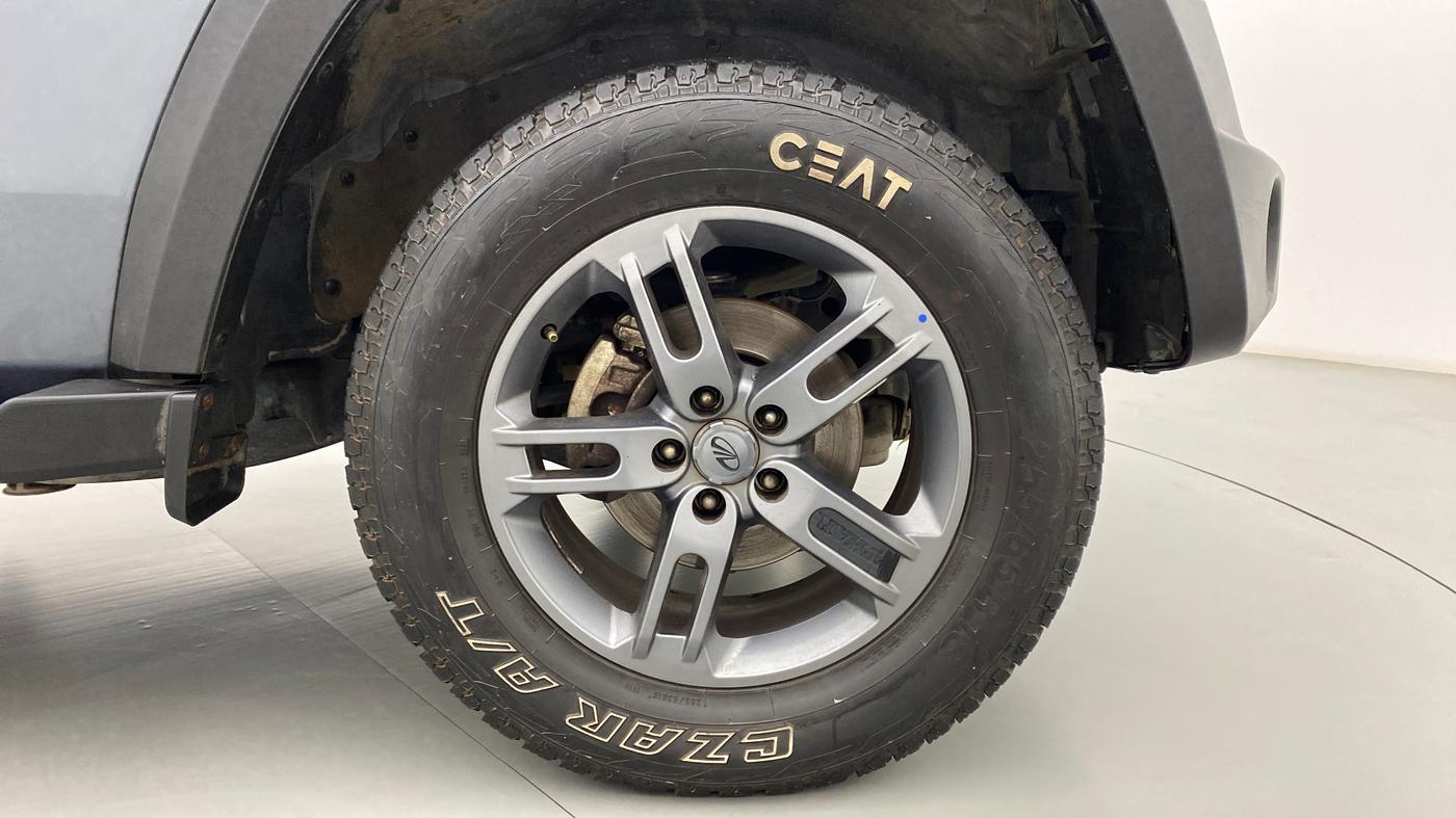 2021 Mahindra Thar LX D 4*4 MT HT, Diesel, Manual, 26,294 km, Right Front Wheel