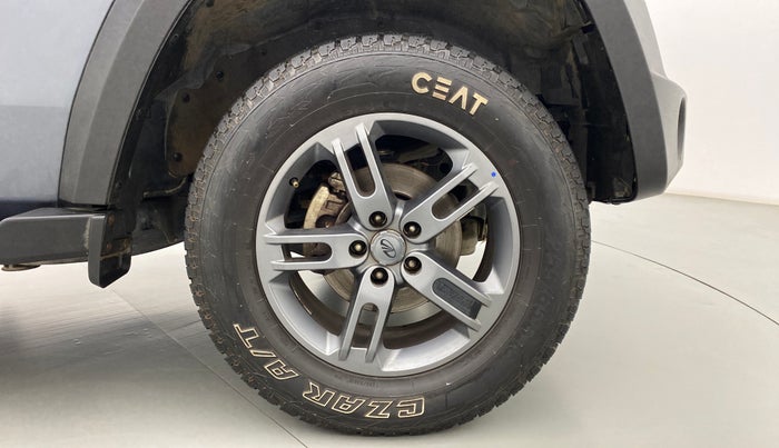 2021 Mahindra Thar LX D 4*4 MT HT, Diesel, Manual, 26,294 km, Right Front Wheel