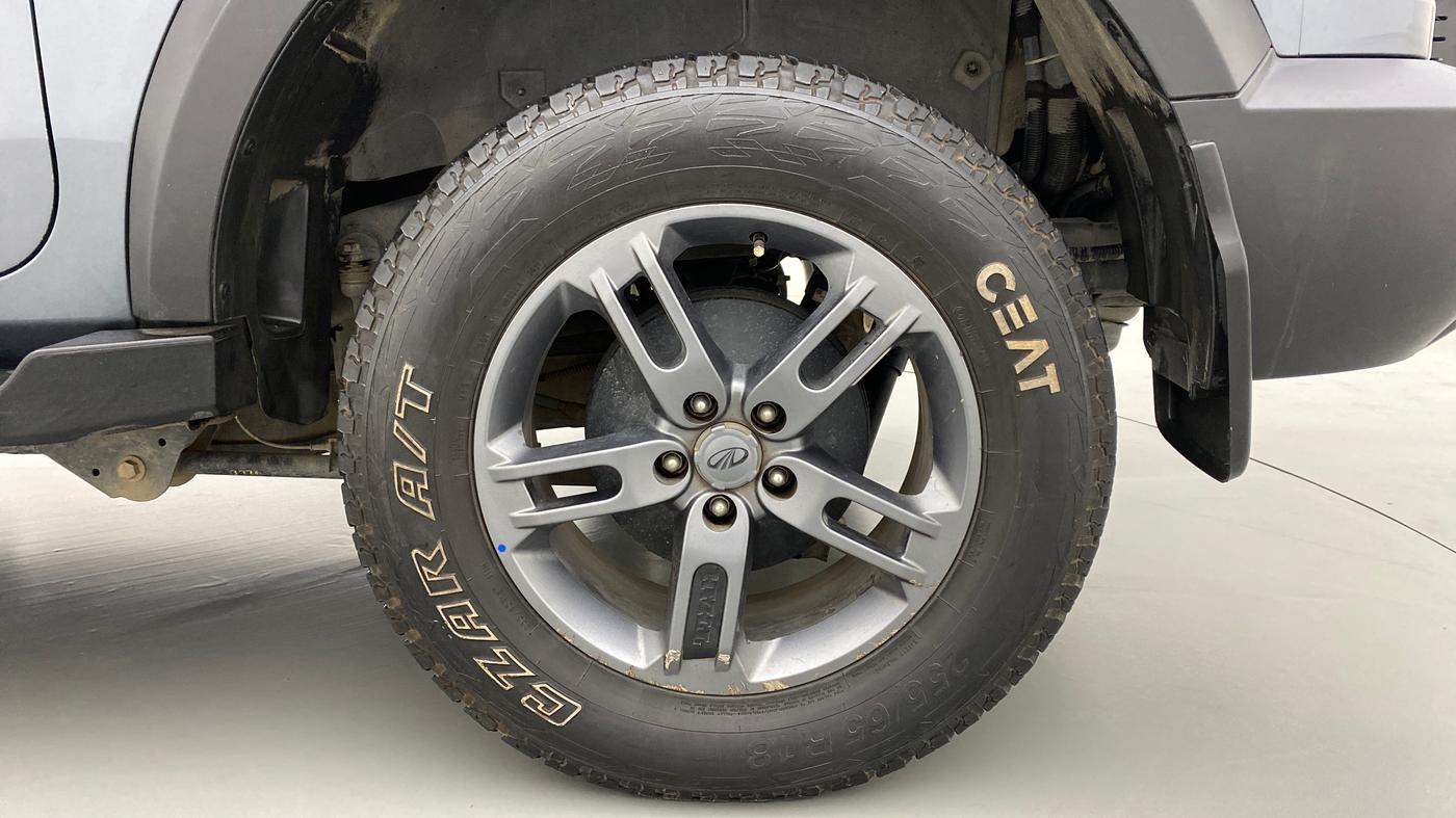2021 Mahindra Thar LX D 4*4 MT HT, Diesel, Manual, 26,294 km, Left Rear Wheel