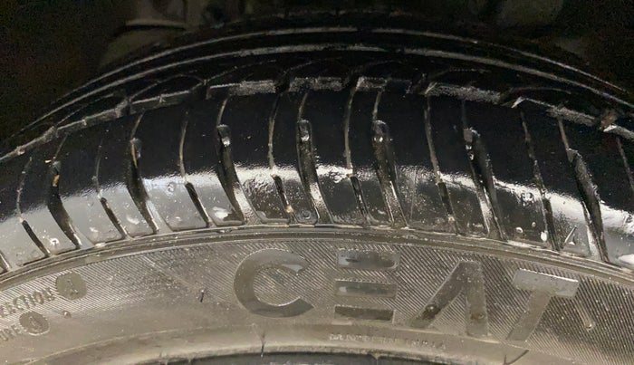 2018 Tata TIGOR XM PETROL, Petrol, Manual, 71,571 km, Left Front Tyre Tread