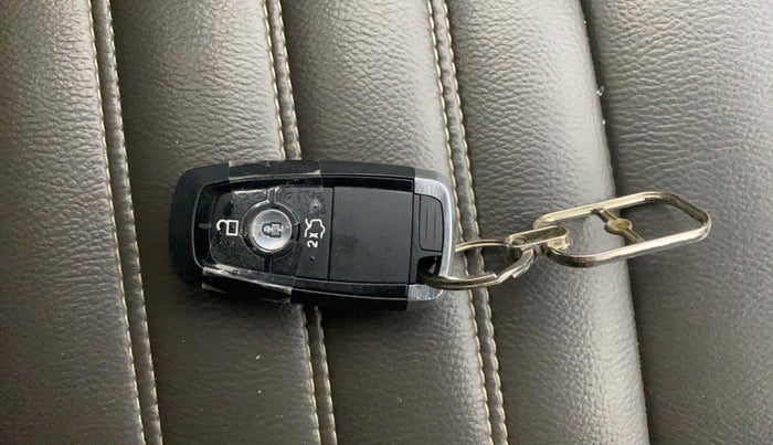 2018 Ford FREESTYLE TITANIUM 1.2 PETROL, Petrol, Manual, 74,993 km, Key Close Up