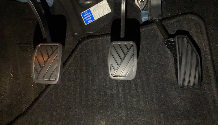 2020 Maruti Baleno ALPHA PETROL 1.2, Petrol, Manual, 39,192 km, Pedals