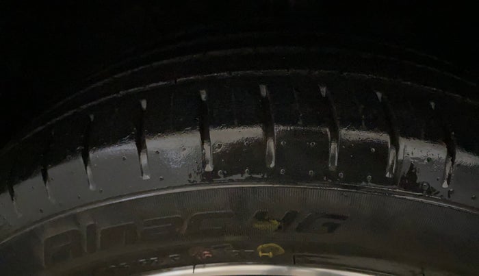 2020 Maruti Baleno ALPHA PETROL 1.2, Petrol, Manual, 39,192 km, Left Front Tyre Tread