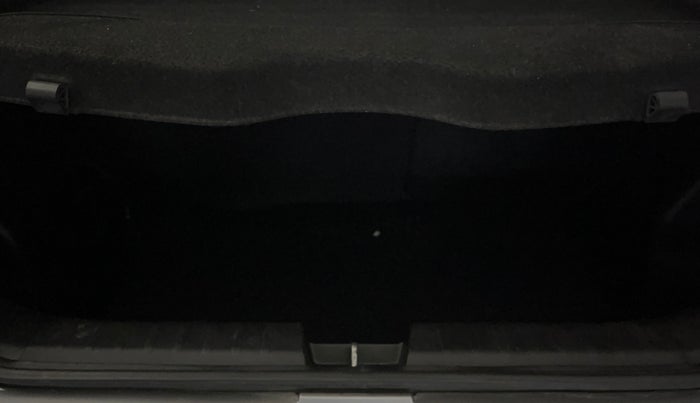 2021 Maruti Baleno DELTA PETROL 1.2, Petrol, Manual, 13,936 km, Boot Inside