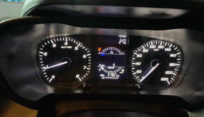 2023 Tata ALTROZ XM PLUS PETROL, Petrol, Manual, 21,889 km, Odometer Image