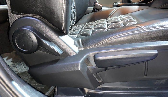 2023 Tata ALTROZ XM PLUS PETROL, Petrol, Manual, 21,889 km, Driver Side Adjustment Panel