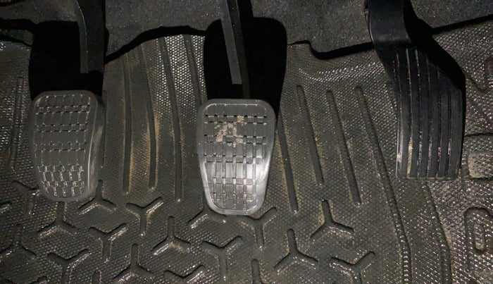 2023 Tata ALTROZ XM PLUS PETROL, Petrol, Manual, 21,889 km, Pedals