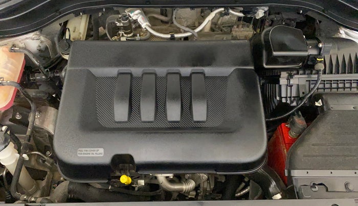 2023 Mahindra XUV700 AX 5 D MT 7 STR, Diesel, Manual, 52,057 km, Engine View