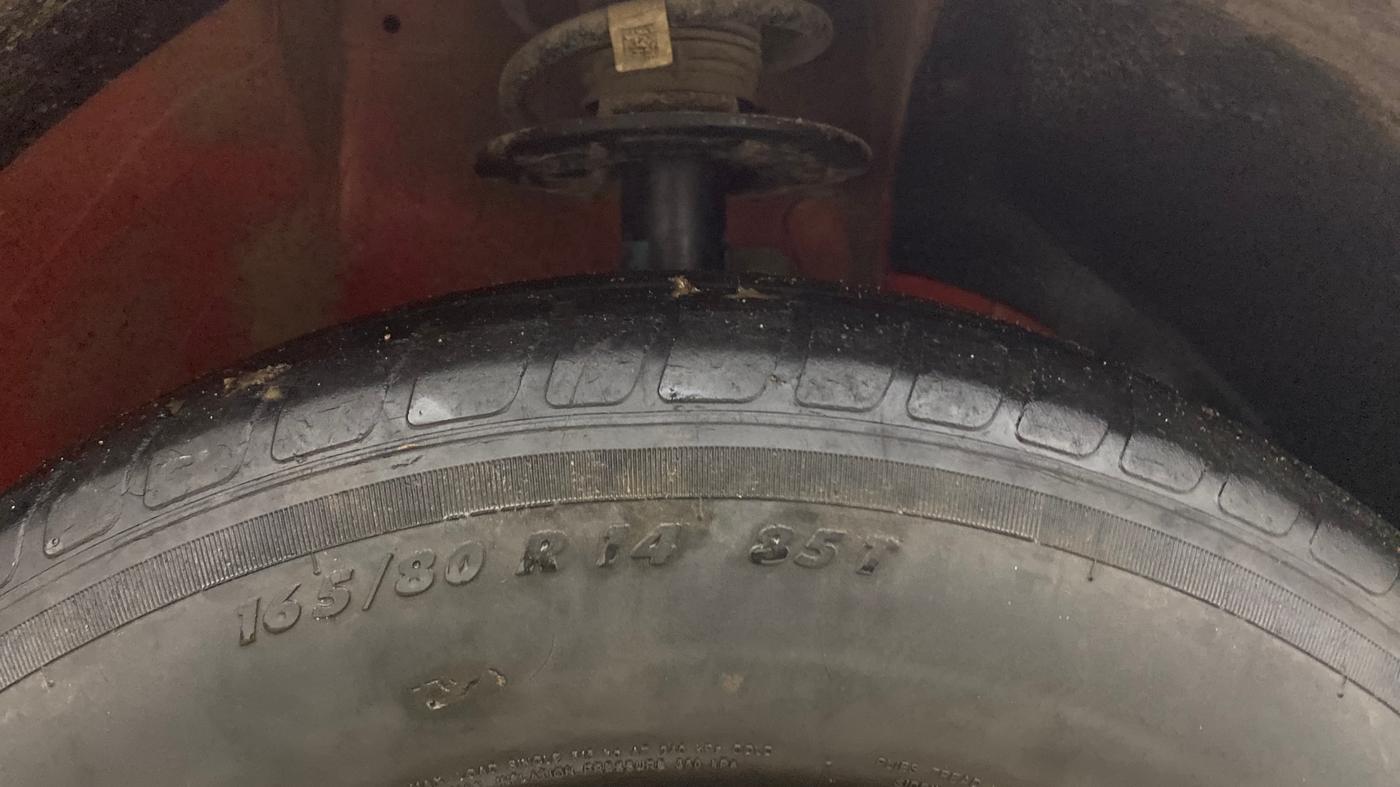 2022 Maruti Swift VXI, Petrol, Manual, 58,318 km, Right Front Tyre Tread