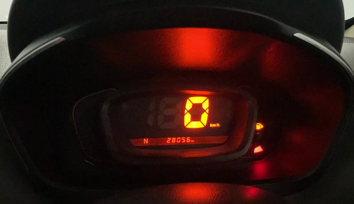 2017 Renault Kwid RXT 1.0 AMT (O), Petrol, Automatic, 28,074 km, Odometer Image