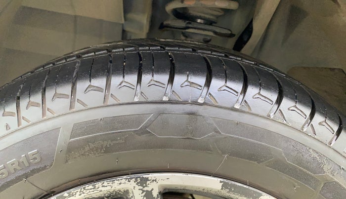 2020 Renault TRIBER RXZ, Petrol, Manual, 61,580 km, Left Front Tyre Tread