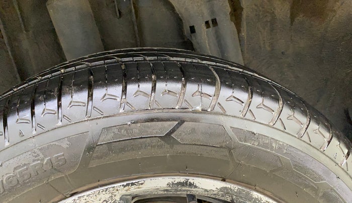 2020 Renault TRIBER RXZ, Petrol, Manual, 61,580 km, Right Rear Tyre Tread