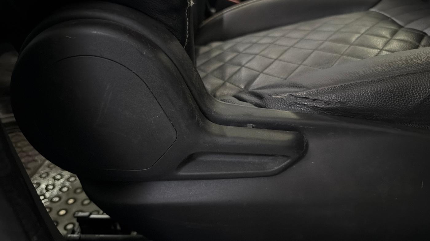2020 Tata TIGOR XM PETROL, Petrol, Manual, 73,338 km, Driver Side Adjustment Panel