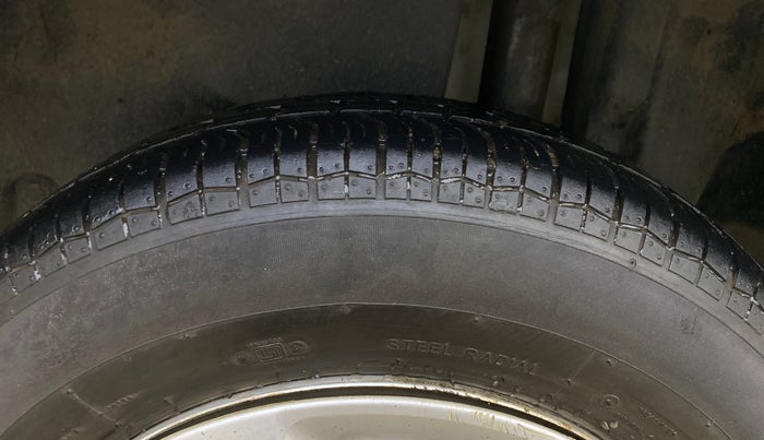 2021 Maruti Swift Dzire TOUR S-CNG, CNG, Manual, 32,791 km, Left Rear Tyre Tread