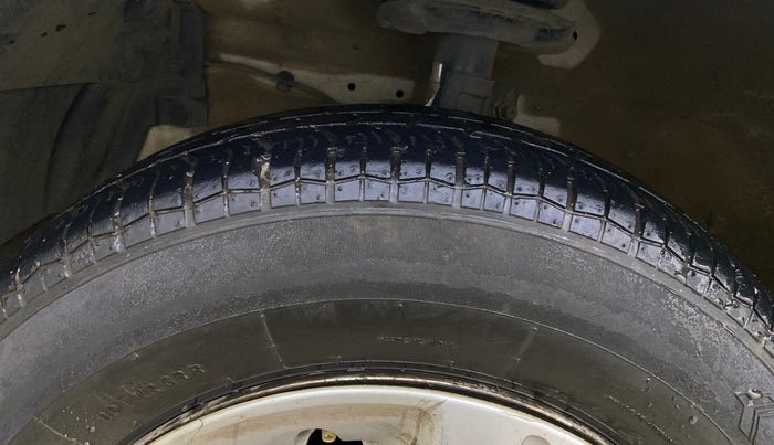 2021 Maruti Swift Dzire TOUR S-CNG, CNG, Manual, 32,791 km, Left Front Tyre Tread