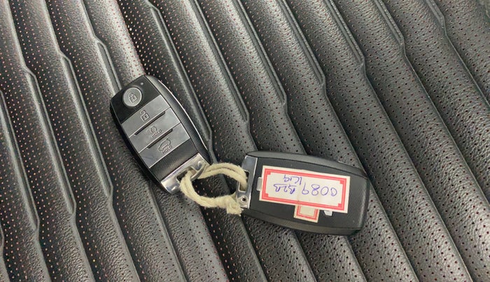 2021 KIA SONET GTX PLUS 1.0 DCT, Petrol, Automatic, 39,387 km, Key Close Up