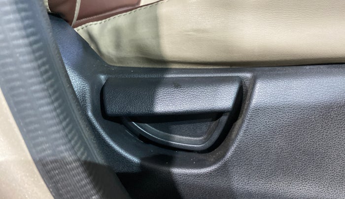 2021 Hyundai NEW SANTRO ASTA MT, Petrol, Manual, 56,782 km, Driver Side Adjustment Panel