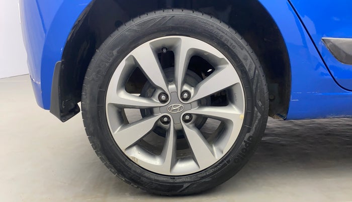 2017 Hyundai Elite i20 ASTA 1.2 (O), Petrol, Manual, 22,538 km, Right Rear Wheel