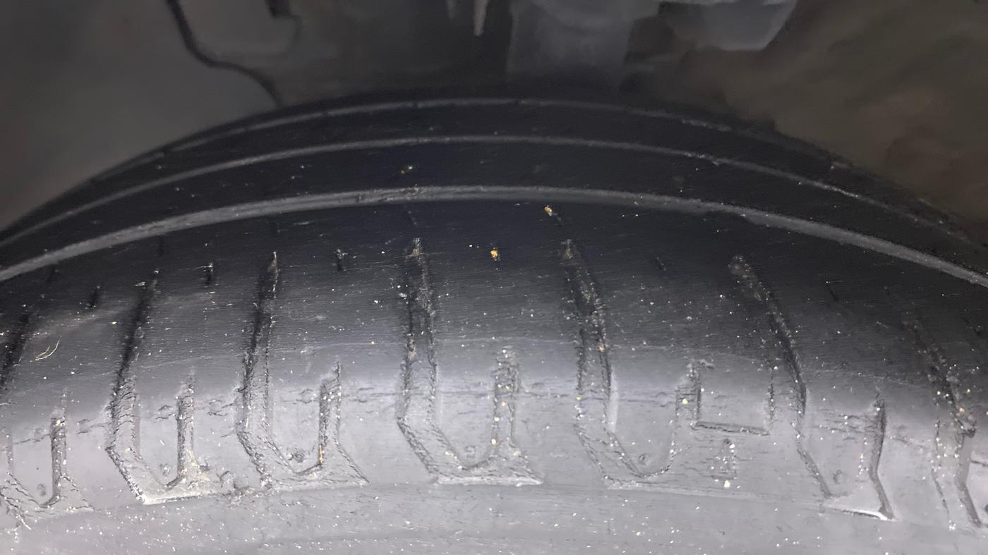 2018 Hyundai Verna 1.6 CRDI SX + AT, Diesel, Automatic, 56,253 km, Left Front Tyre Tread